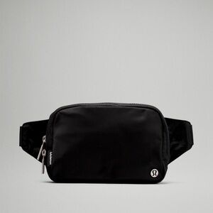 Lululemon Everywhere Belt Bag Large 2L